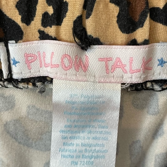 Leopard Print Drawstring Shorts - Picture 4 of 4